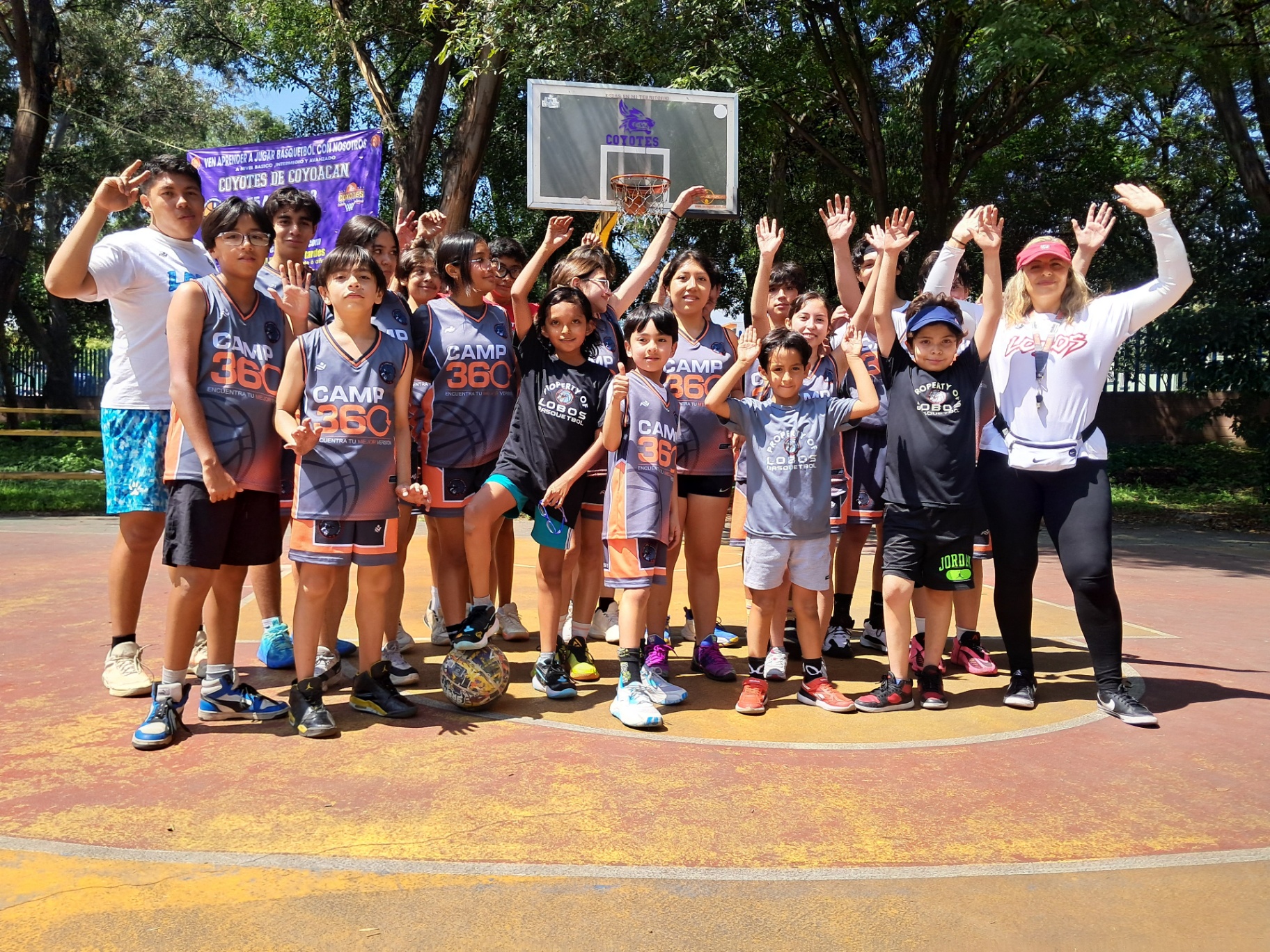 Alumnos Camp 360° en cancha